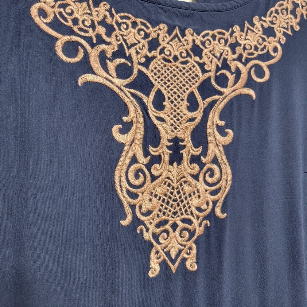 Embroidered Boho Dress - Picture 5 of 11